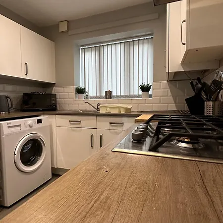 New Stylish House - Sleeps 7 - Free Parking - Contractors Welcome - Wifi Birmingham Extérieur photo