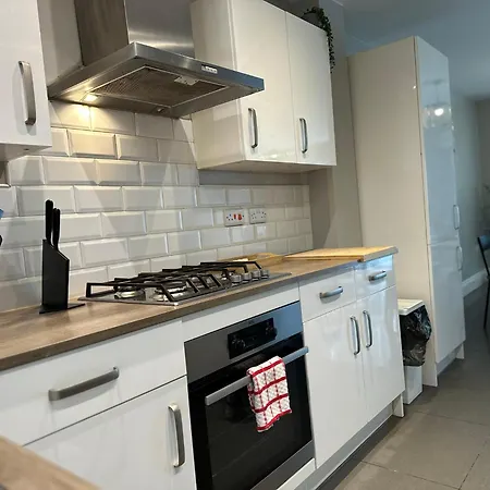 New Stylish House - Sleeps 7 - Free Parking - Contractors Welcome - Wifi Birmingham Extérieur photo